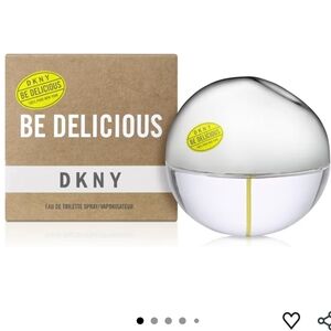 DKNY Be Delicious Eau De Parfum Spray 1oz